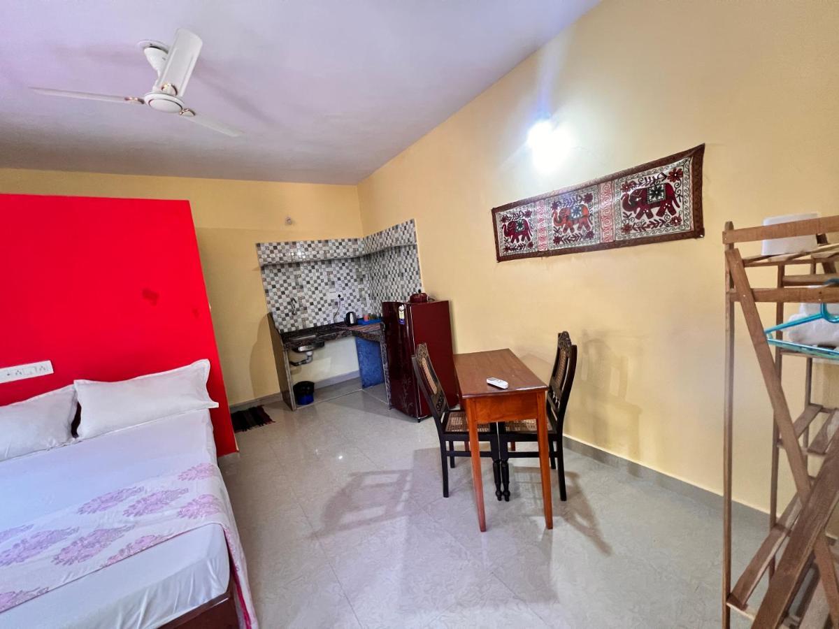 Kyel Villa Guest House Arambol Exterior photo